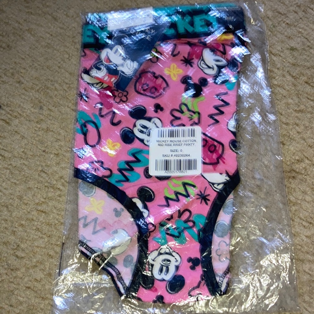 HP🎊Disney Mickey Mouse midrise panties
